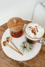 Load image into Gallery viewer, Round Farmhouse Display