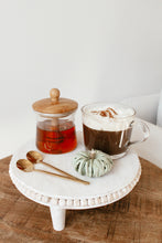 Load image into Gallery viewer, Round Farmhouse Display