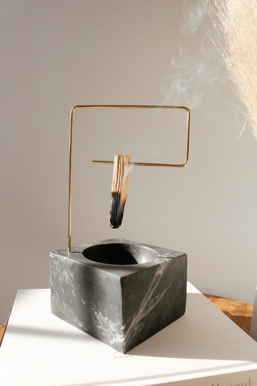 Kala Palo Santo Burner - Black Marble