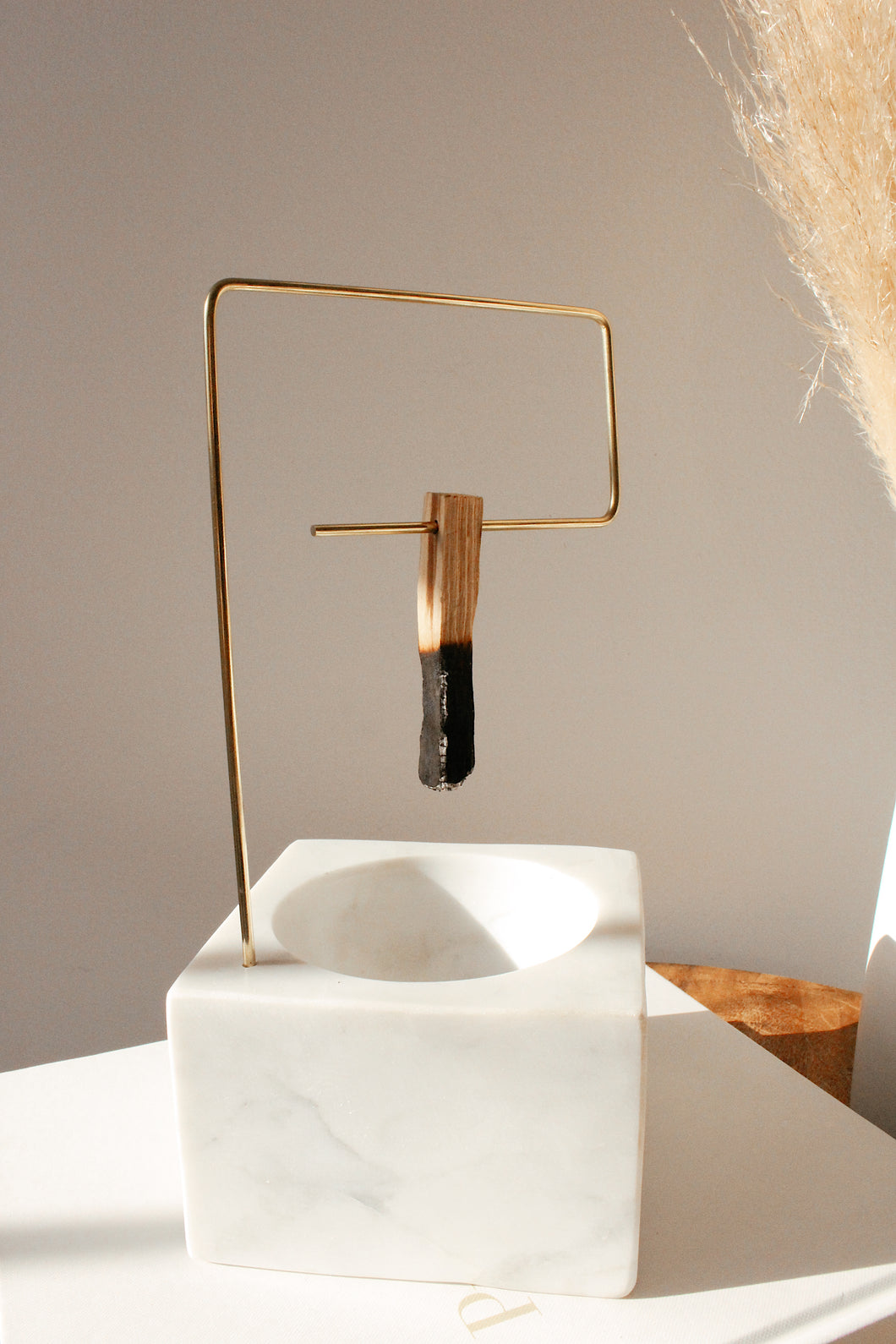 Kala Palo Santo Burner- White Marble