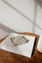 Load image into Gallery viewer, Marble Smudging Dish
