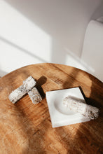 Load image into Gallery viewer, Marble Smudging Dish

