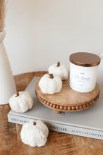 Load image into Gallery viewer, White mini pumpkins
