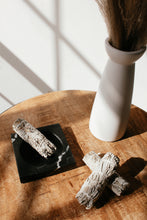 Load image into Gallery viewer, Marble Smudging Dish
