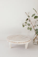 Load image into Gallery viewer, Round Farmhouse Display
